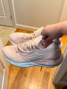 Under Armour Women's Blush Pink GPS Running Shoes with app
